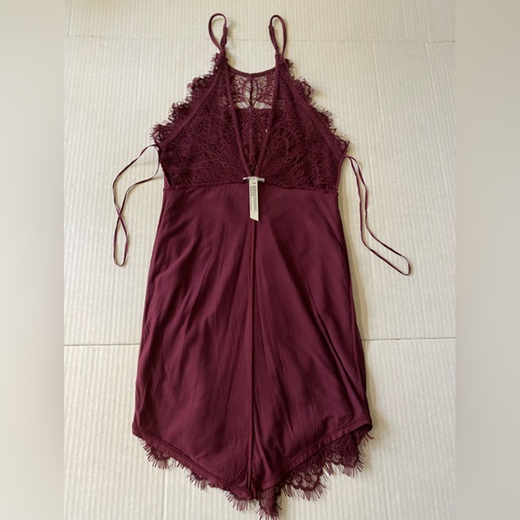 Free People Intimately Crochet Lace Shell Buttons Bodycon Slip Dress Size XS - Picture 11 of 16